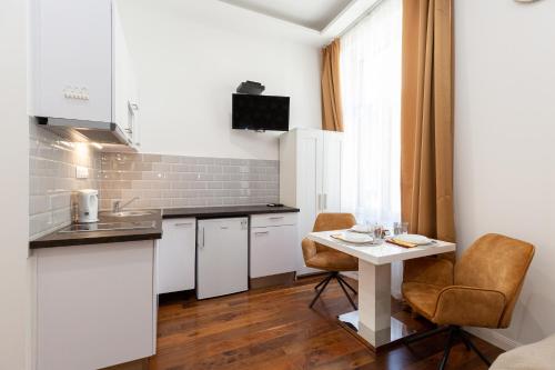 Budapest Holidays Residence - image 2