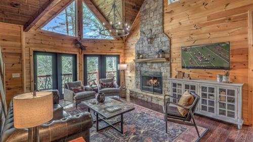 Aska Pines in Blue Ridge, USA