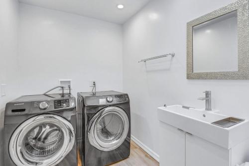 Perfect Home In South Bay 10 Mins To Beaches in Torrance, USA