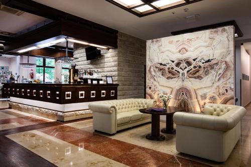 Hotel Crocus - image 6