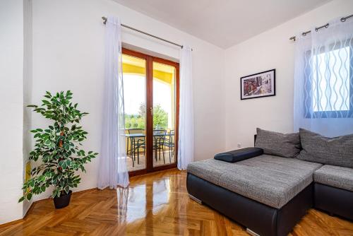  Apartment Marija in Novigrad