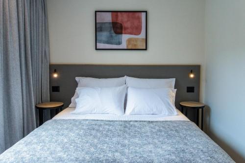 Urbanic Hotel Room Type - Economy Double or Twin Room