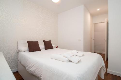 Beautiful Central Duplex - image 10