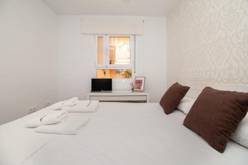 Beautiful Central Duplex - image 5