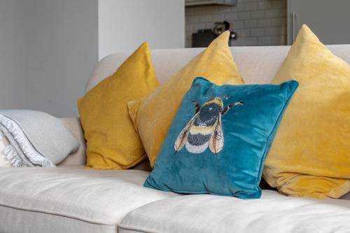 Picture of Georgian 2 Bed Apartment With 3 Bathrooms And Parking