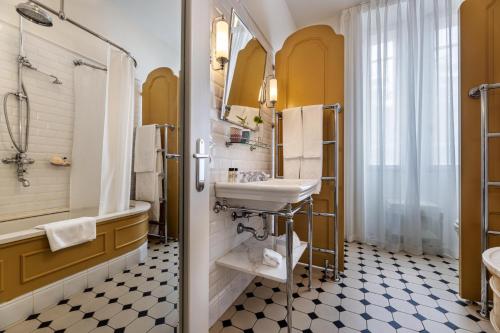 Vidago Palace - image 12