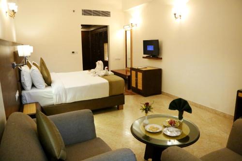 Hotel Meraden Grand – Varanasi, VA