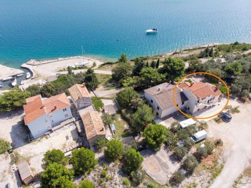 Apartments Ratko - Rakalj