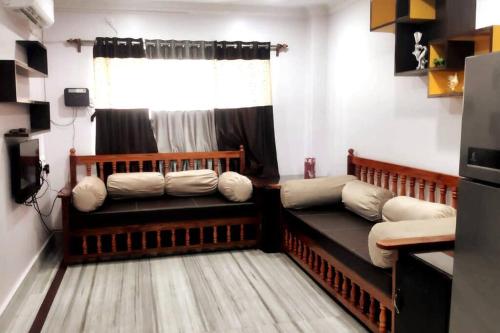 LOVELY HOME STAY