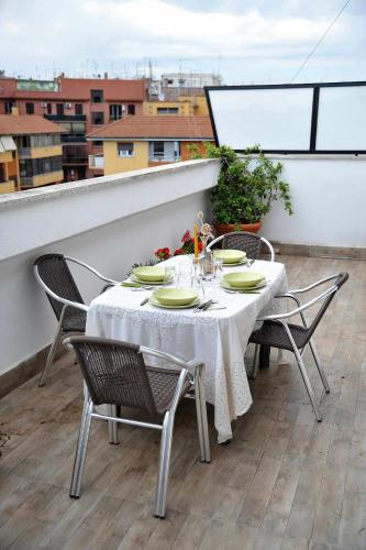 Colli Albani Apartment - image 3