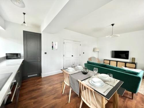 Redland Suites - Apartment 5 in Cotham