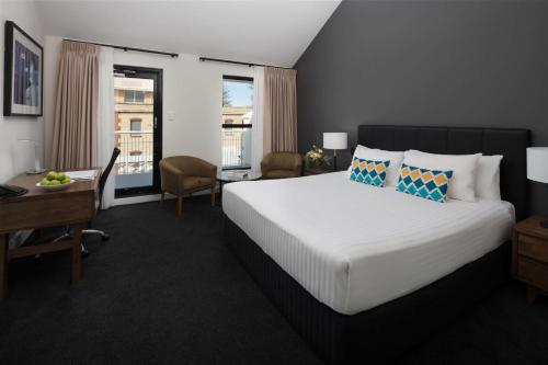 Esplanade Hotel Fremantle - by Rydges