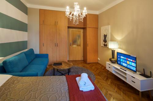 Dlouhá Apartment with balcony - image 3