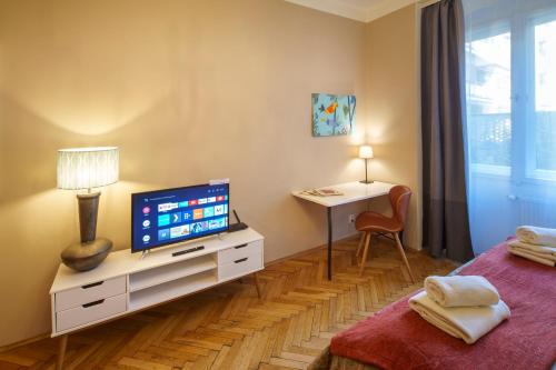 Old Town - 2 room Apartment with balcony Dlouhá, Praga (foto 4)