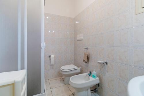 Trilocale Via Porru Orosei