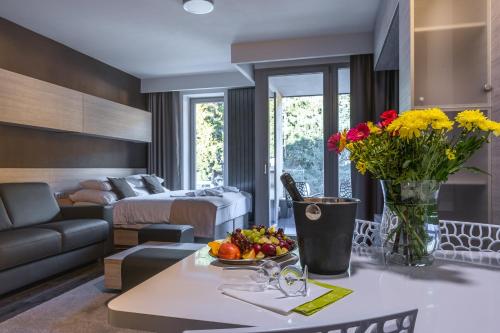 HOTEL PECR WELL in เพค พอด สเนซคู