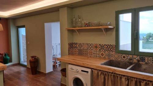 Konyha, Casa rural zumbajarros in La Guardia de Jaén