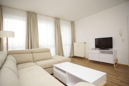 strandnah mit Terrasse, gratis Nutzung vom AHOI Erlebnisbad und Sauna in Sellin - Strandhaus Mönchgut FeWo06, Lobbe (foto 6)