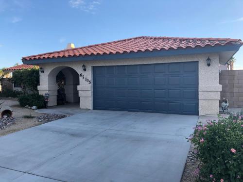 Comfortable vacation property minutes from downtown Comfortable vacation property minutes from downtown