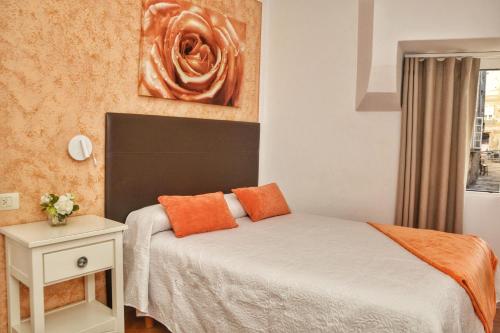 Hostal la Colegiata - image 3