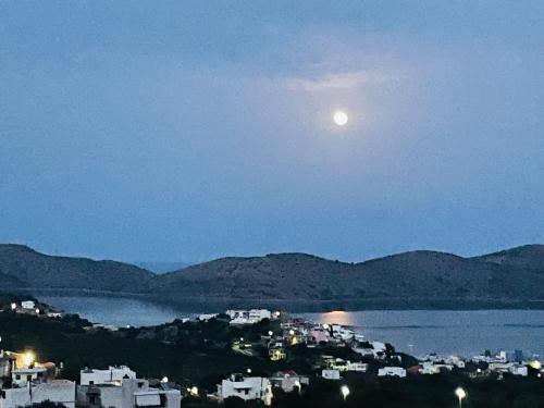 Villa Oxia gîte à louer Káto Pinés