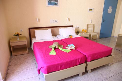 Triton Hotel — Photo 2