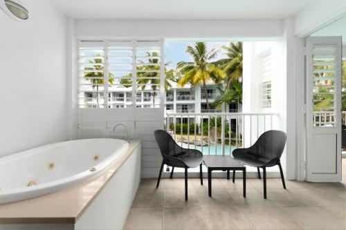 Three-Bedroom Apartment image 9