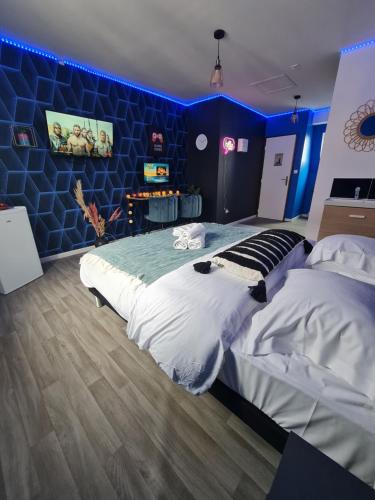 NG SuiteHome - Lille I Roubaix Centre I 121 - Gamer - Arcade de jeux - Netflix - Wifi - Location saisonnière - Roubaix