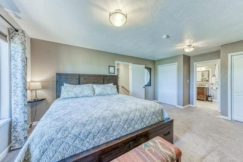 Yosemite West Family Chalet