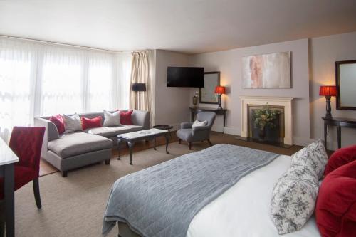 1 queen bed