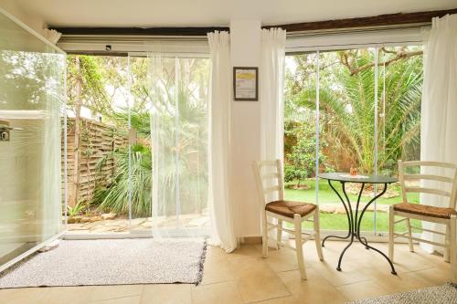 La Villetta Adults Only con giardino a Pula 4
