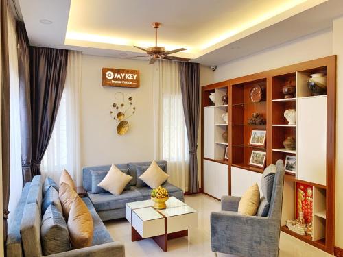 Three-Bedroom Villa image 5