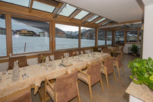 Hotel Tristkogel - main image