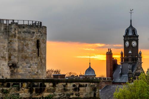 Picture of The Castle Suite @ Ryedale House