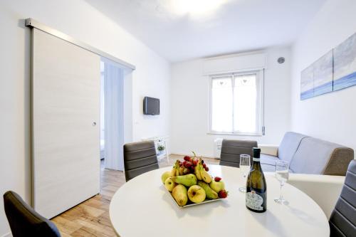  Appartamento Cesare, Ferienwohnung in Sirmione