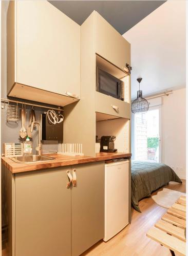 Le Garden Studio avec terrasse et parking centre ville - Tap to explore photos