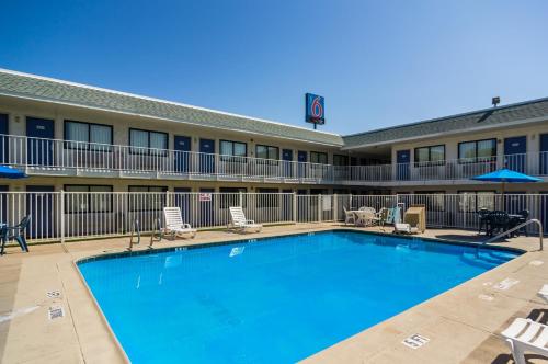 Motel 6-Bellmead, TX - Waco