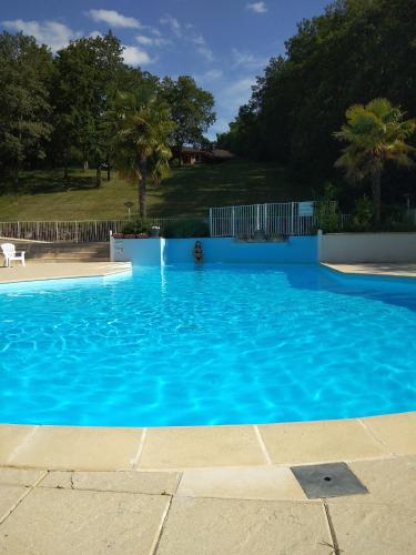 Chalet gîte à louer Mauroux