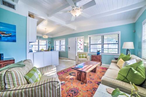 Coastal PCB Cottage with Pool and BBQ 1Block to Beach! - image 22