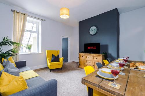 A stylish 3 bedroom Town House sleeping up to 8 gîte à louer Hapton Railway Station