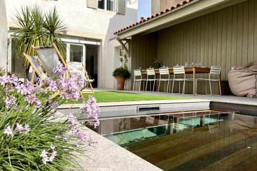 Maison de maître en cœur de ville avec piscine privative - 10 pers gîte à louer Les Sables-d'Olonne