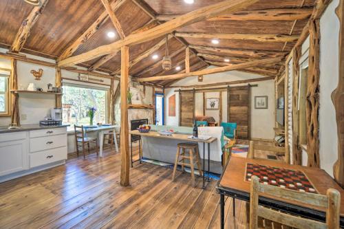 Unique Stay: Historic Home Along Blanco River in Blanco (TX)