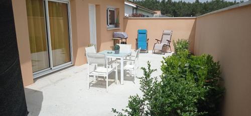 La Petite Maison du Bassin d'Arcachon - 40 m2, climatisée, indépendante et au calme - Location saisonnière - Audenge