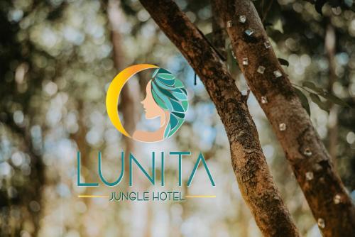 Lunita Jungle Experience