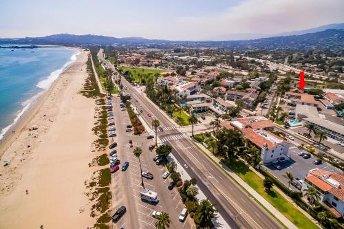 Santa Barbara Beach Cottage