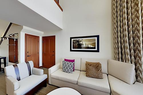 Resort at Squaw Creek's 806 & 808, Olympic Valley (Foto 4)