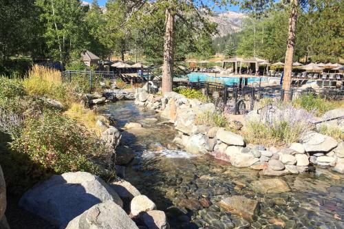 Resort at Squaw Creek's 605