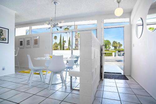 Mid Century Gem Permit# 4207 in Palm Springs, USA