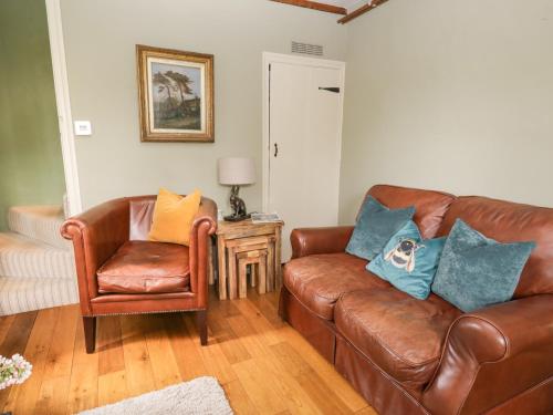 Beckside Cottage - image 8