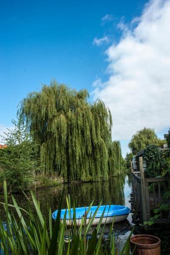 Apartment StayWell Amsterdam Free Parking - image 12